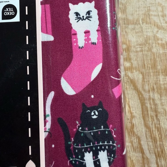 Betsey Johnson Holiday Cats Queen 4 Piece Sheet Set Christmas Bedding NWT - Picture 6 of 9